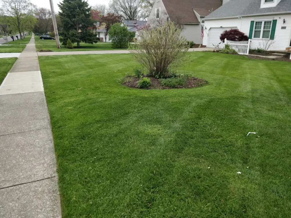 Top-rated garden landscaping in Aurora, OH - QualCut Lawn Care LLC