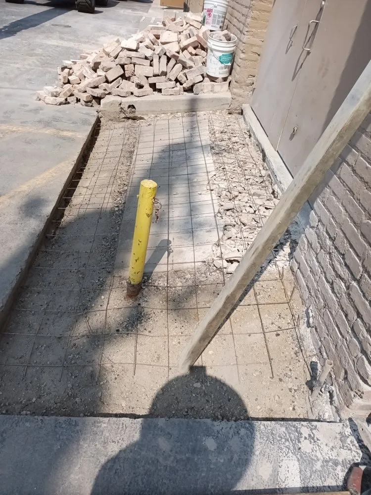 Custom residential landscaping for homes across Rockford, IL - Quality concrete & landscaping