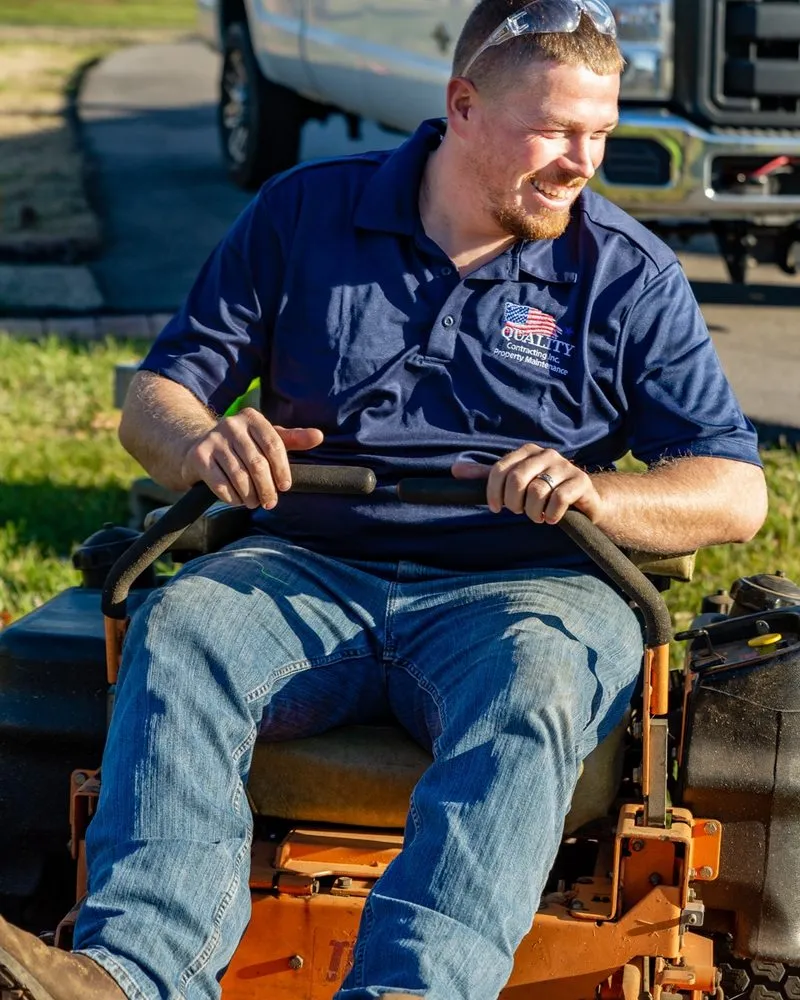 Expert yard cleanup service in Mount Washington, KY by Quality Contracting