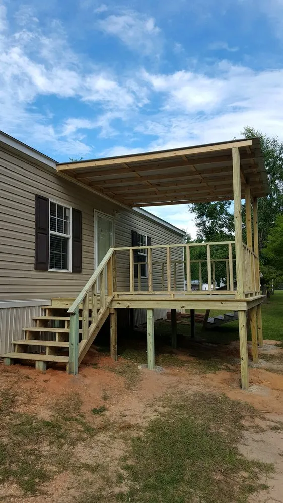 Expert yard cleanup service for outdoor upgrades across Sumrall, MS - Quality cut lawn care