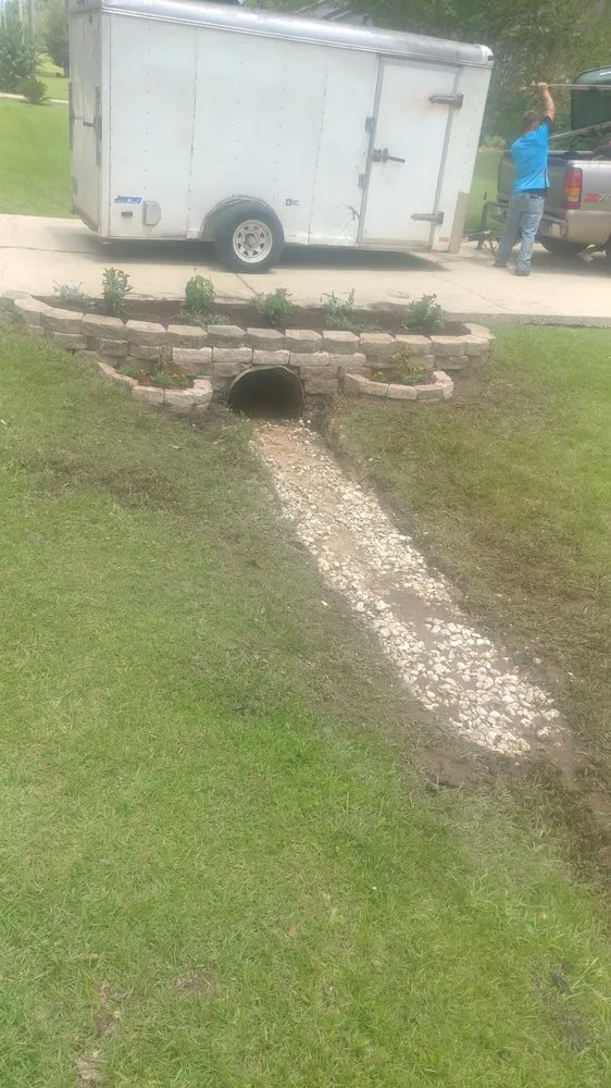 Custom yard cleanup service experts serving Sumrall, MS - Quality cut lawn care