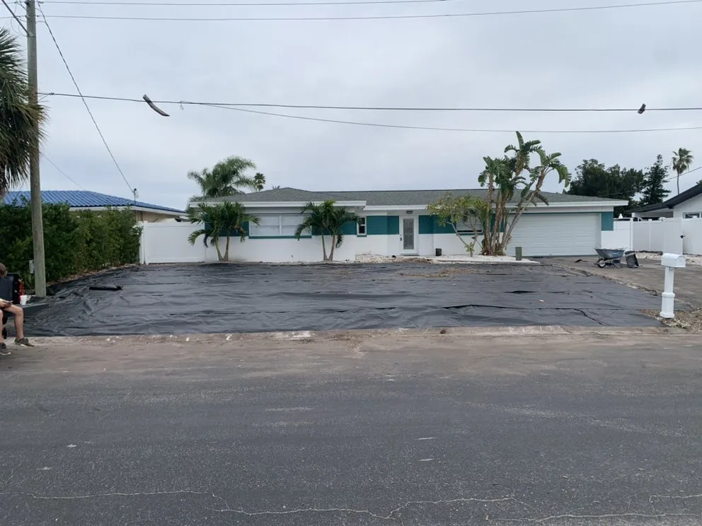 Affordable garden landscaping for year-round maintenance in St. Petersburg, FL by Quality Cuts & Landscaping