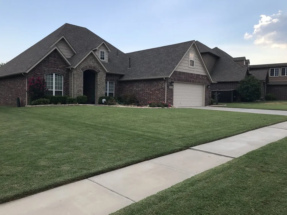 Top-rated landscaping services experts serving Tulsa, OK - Quality Cuts Lawn Care