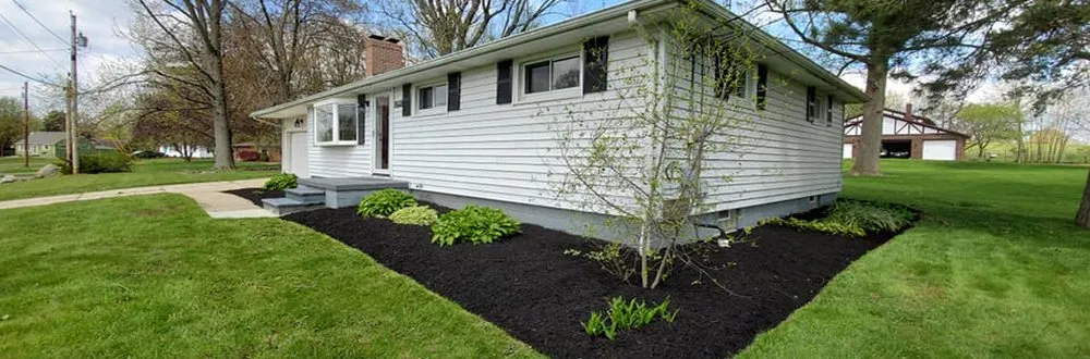 Expert garden landscaping in Canton, OH - Quality Cutz Lawncare