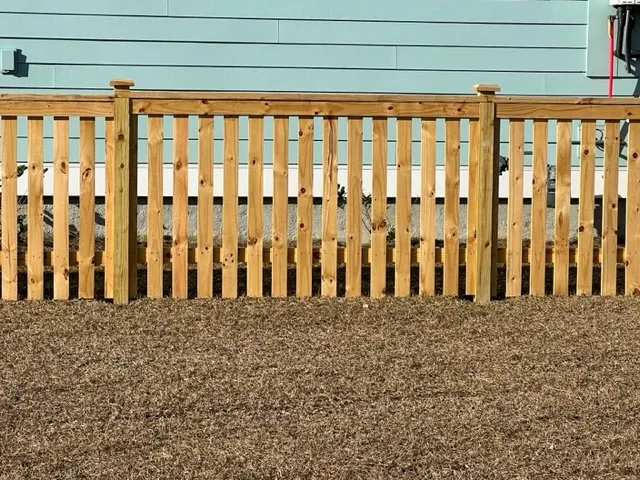 Top-rated landscape design in Mount Pleasant, SC - Quality fence and custom outdoors