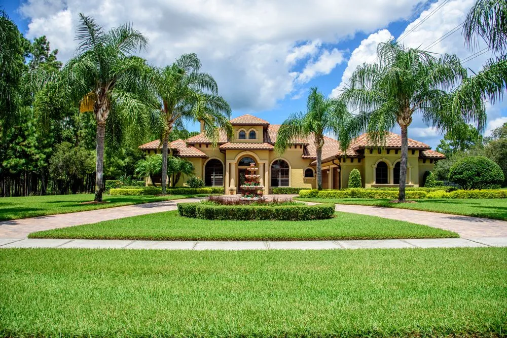 Affordable yard cleanup service in Orlando, FL - Quality First Lawn & Shrub Care