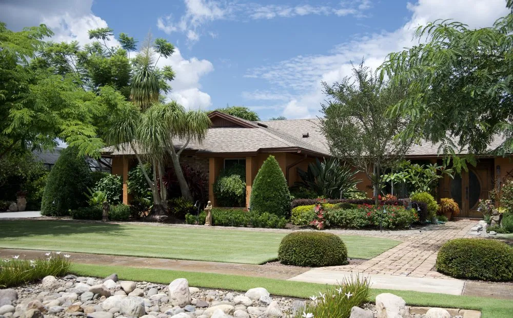 Custom lawn mowing service in Orlando, FL by Quality First Lawn & Shrub Care