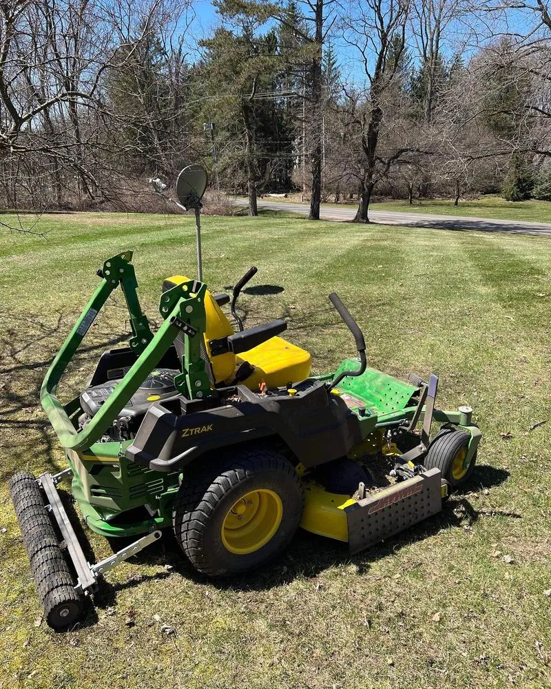 Local lawn care service in Jackson, MI by Quality Grass