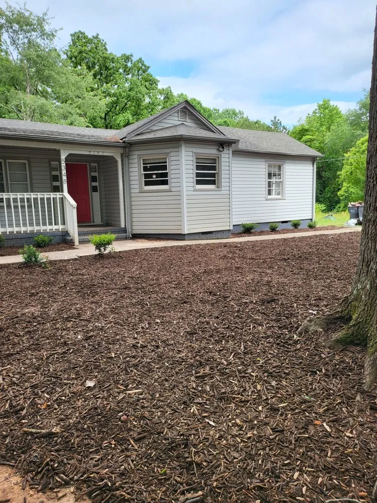 Top-rated landscaping services experts serving Indian Trail, NC - Quality Green Grass