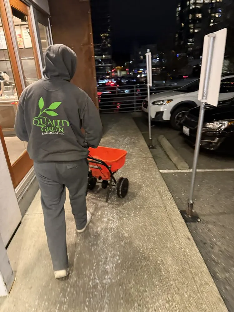 Top-rated landscaping services in Woodinville, WA by Quality Green Lands