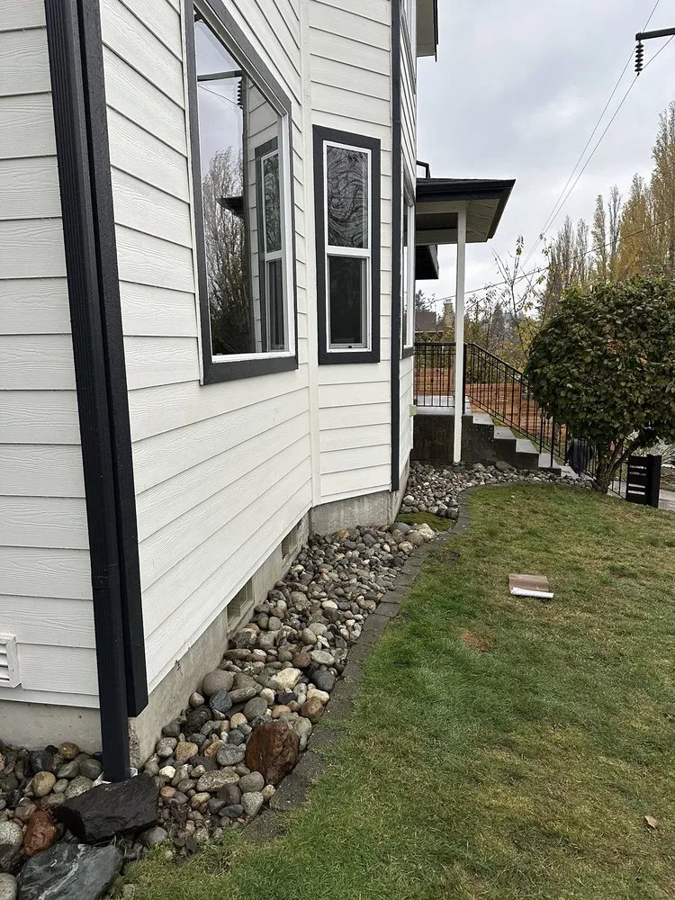 Affordable landscape design for residential properties in Woodinville, WA by Quality Green Lands