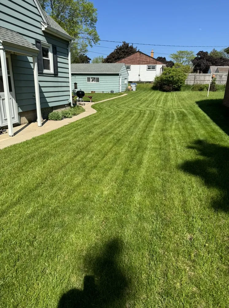 Local outdoor landscaping in Milwaukee, WI by Quality Green Landscaping