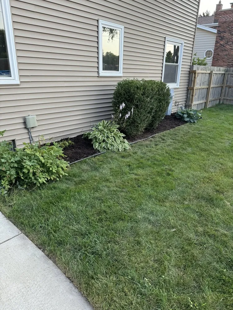Professional residential landscaping with custom design in Milwaukee, WI by Quality Green Landscaping