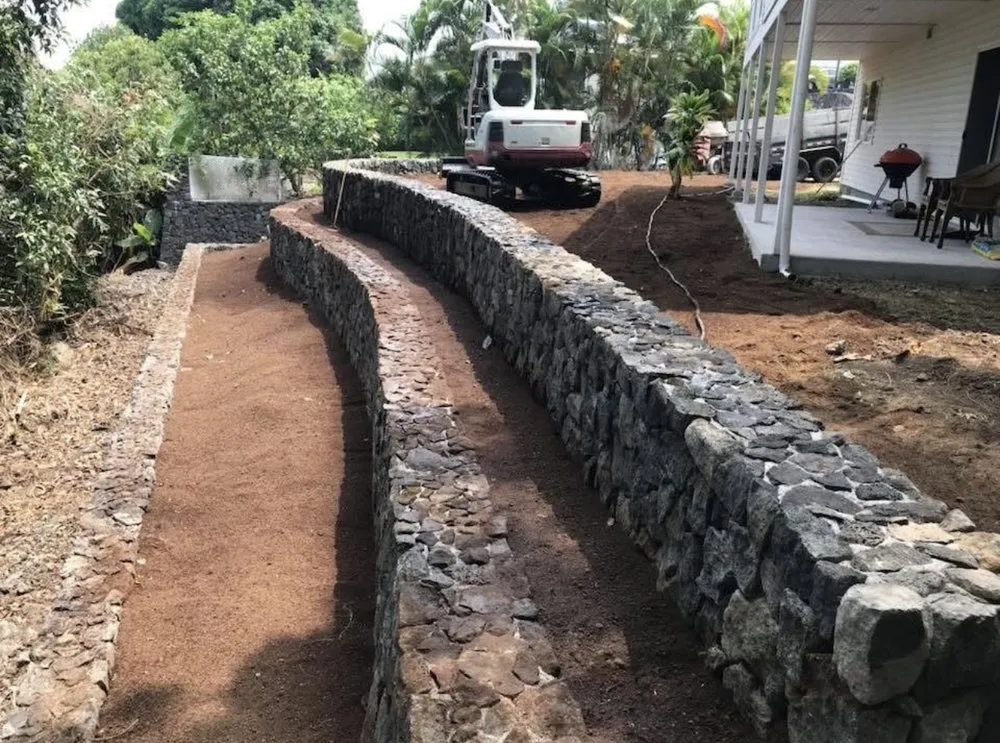 Expert lawn care service experts serving Kalaoa, HI - Quality Hawaiian Landscape