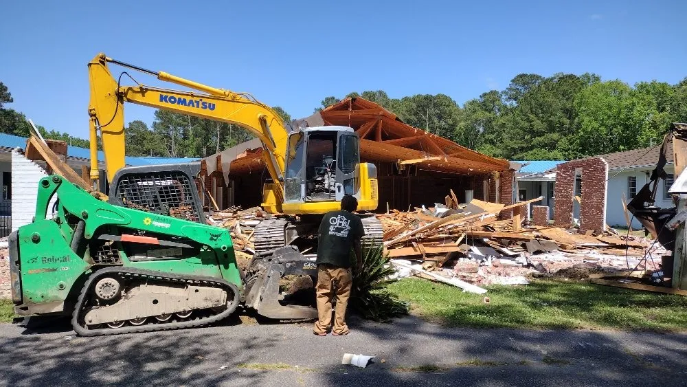 Reliable landscape installation experts serving Hollywood, SC - Quality Home & Lawn repair and Maintenance