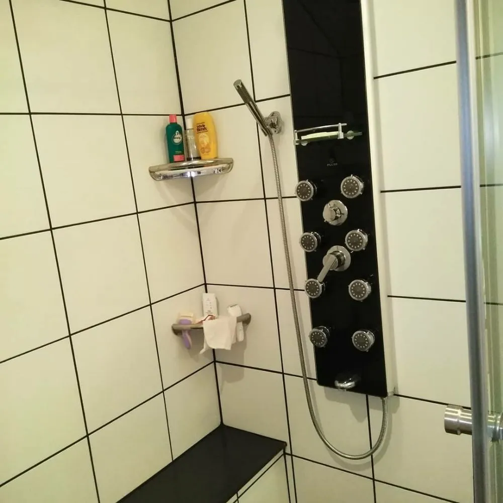 Expert yard cleanup service experts serving Hampton, VA - Quality Home Cleaners