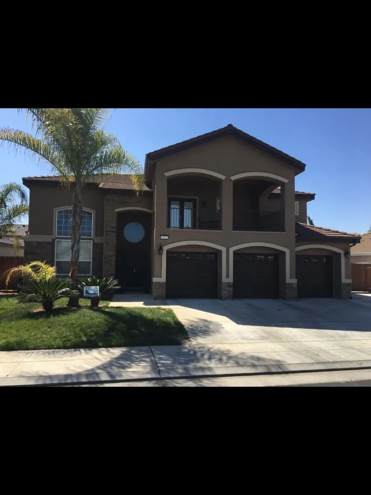 Local yard maintenance in Clovis, CA by Quality Landscape & Maintenance