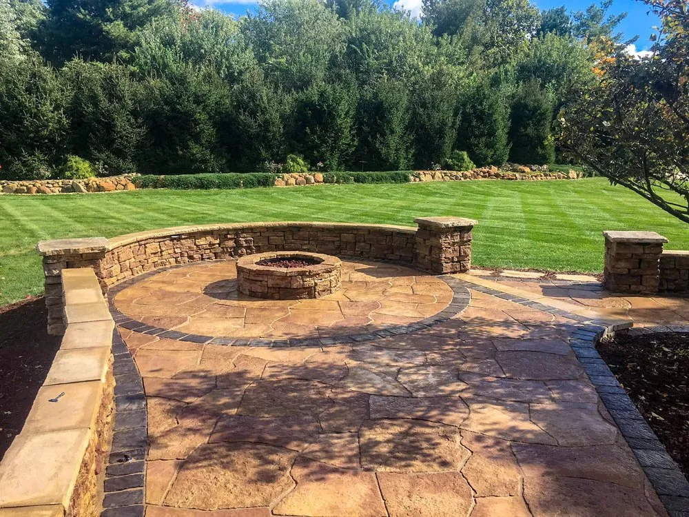Affordable landscaping services experts serving New Carlisle, IN - Quality Landscape and Hardscapes