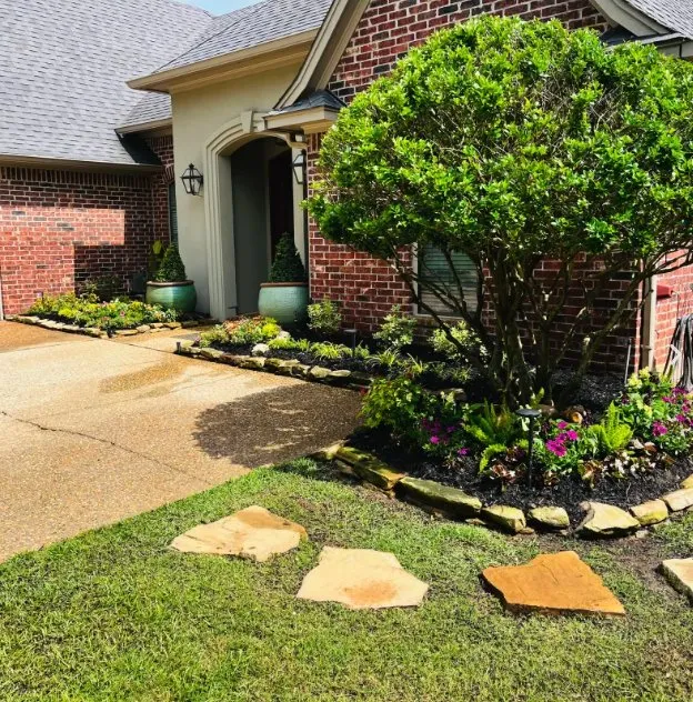 Trusted lawn mowing service for residential properties across Bossier City, LA - Quality Landscape