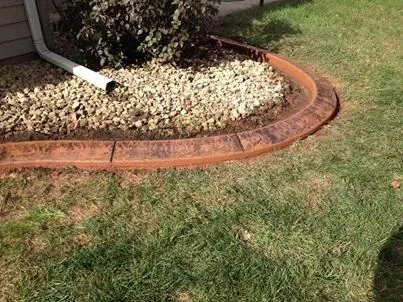 Custom landscape design in Hastings, MN - Quality Landscape Curbing