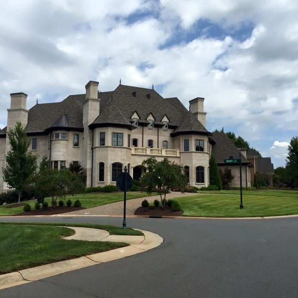 Top-rated landscape design near you in Gastonia, NC by Quality Landscape Design & Maintenance