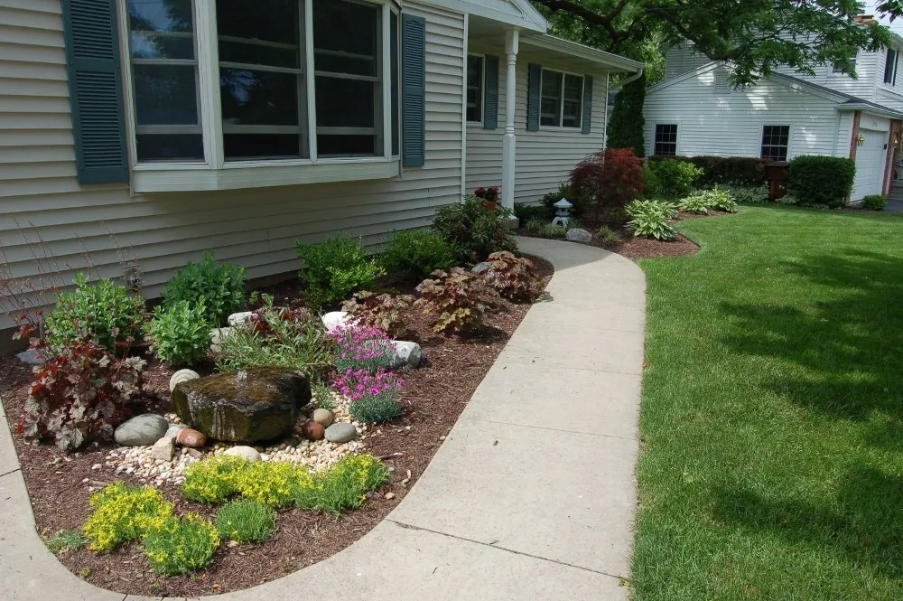 Top-rated lawn care service in East Lansing, MI by Quality Landscape