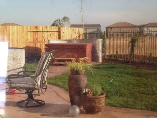 Quality Landscape Logo