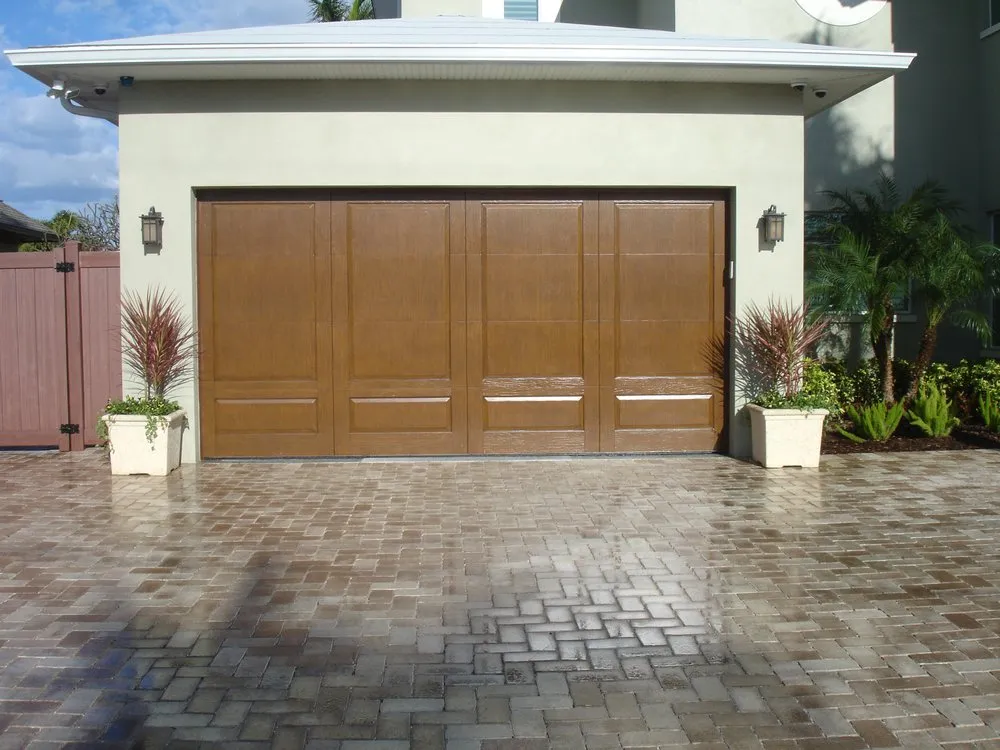 Top-rated lawn mowing service for residential properties across Bradenton, FL - Quality Landscape Services