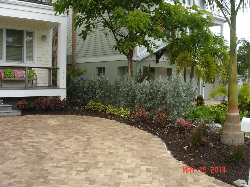 Reliable garden landscaping experts serving Bradenton, FL - Quality Landscape Services