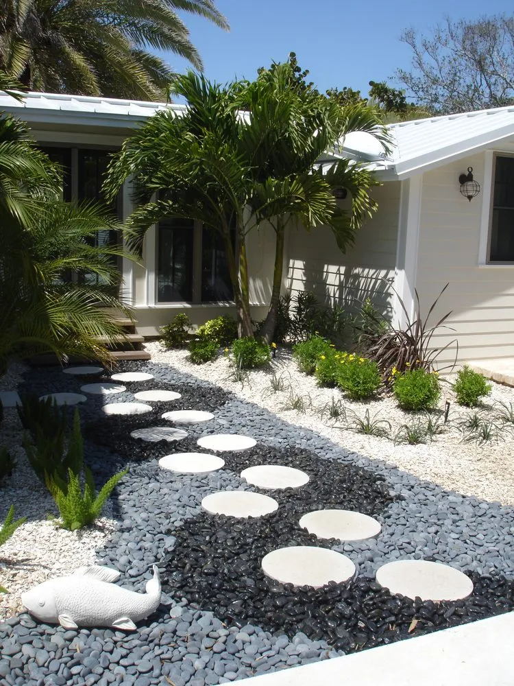Expert garden landscaping for beautiful yards in Bradenton, FL by Quality Landscape Services