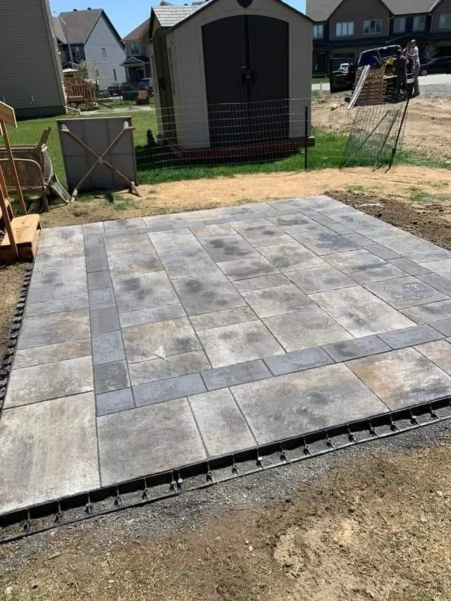 Expert outdoor landscaping in Sauget, IL by Quality Landscapes