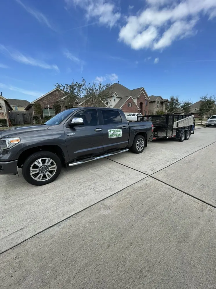 Custom landscaping services experts serving League City, TX - Quality landscaping & maintenance