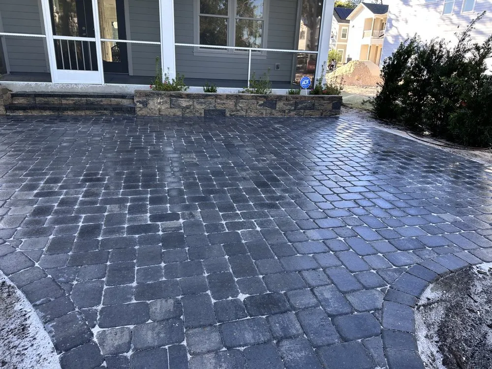 Reliable yard maintenance for beautiful yards across Freeport, FL - Quality Landscaping