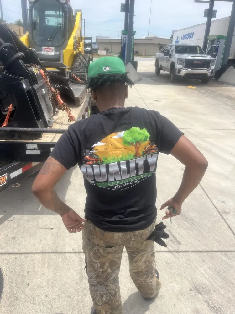 Professional yard cleanup service experts serving Macon, GA - Quality Landscaping