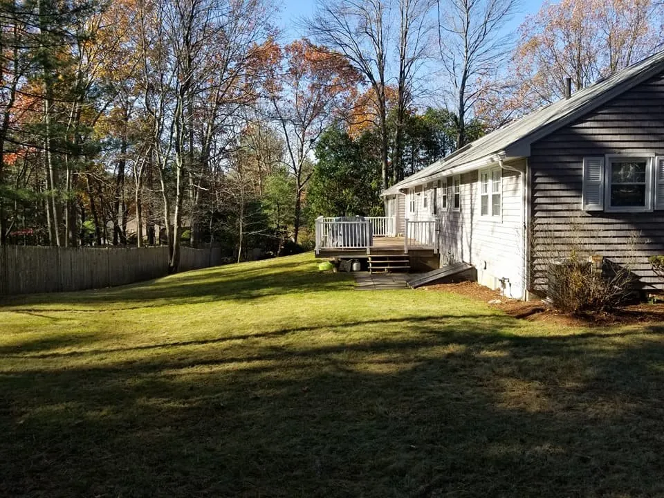 Affordable residential landscaping experts serving Manchester, NH - Quality Landscaping