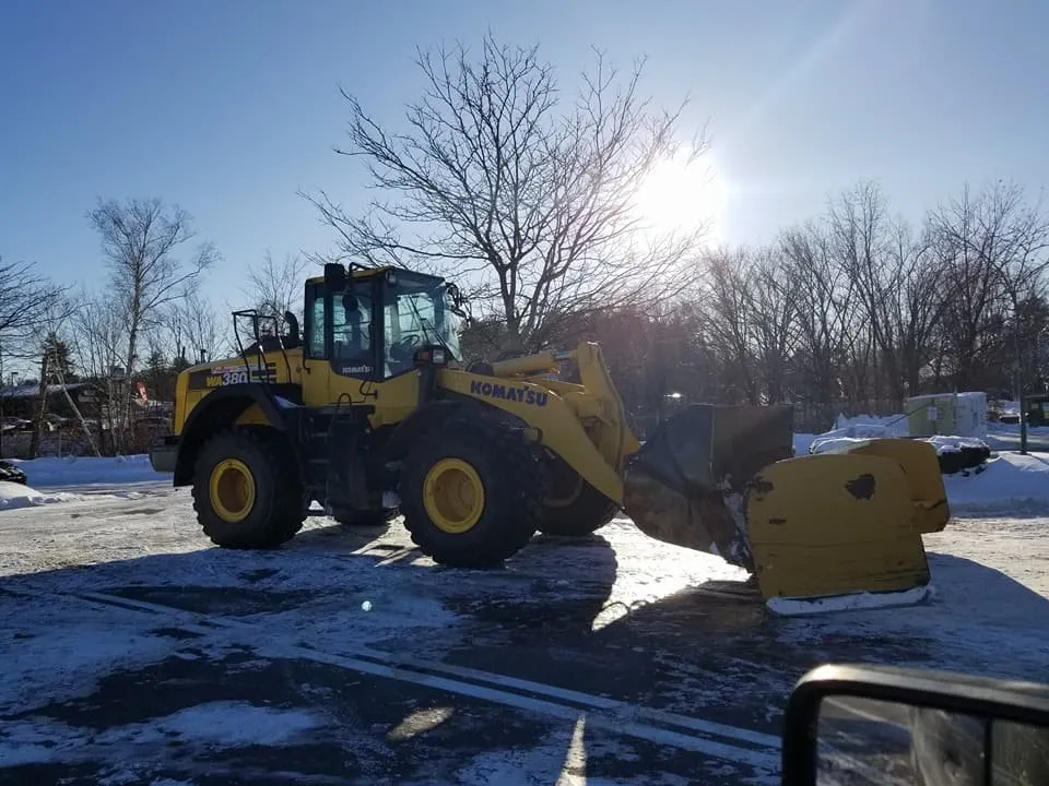 Reliable residential landscaping experts serving Manchester, NH - Quality Landscaping