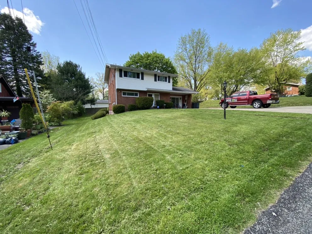 Custom yard maintenance for homes in Pittsburgh, PA by Quality Landscaping