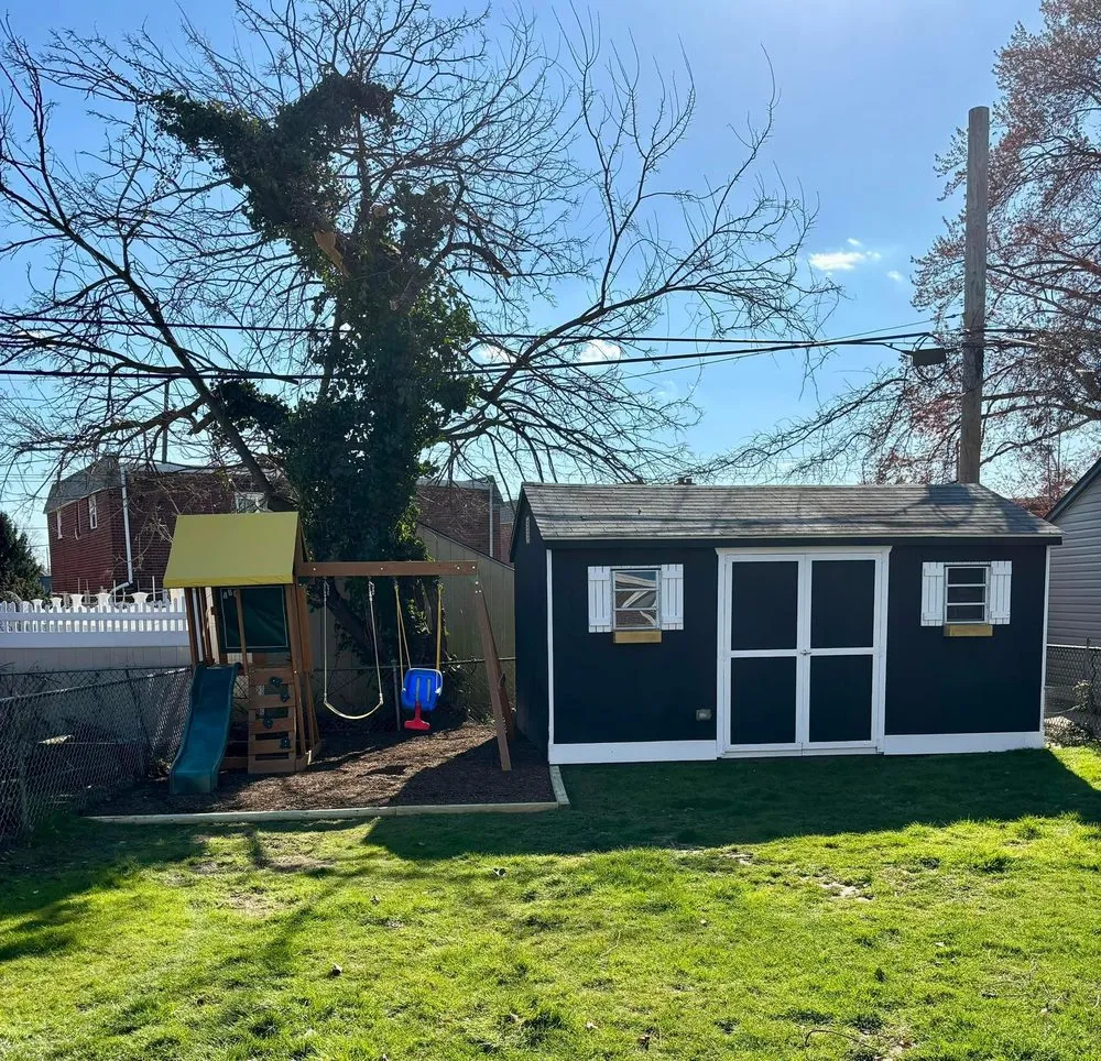 Reliable yard maintenance for beautiful yards in Ridley Park, PA by Quality Lawn & Landscape