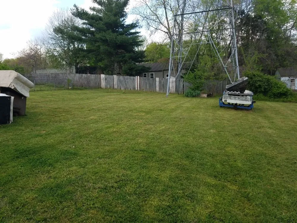 Local yard maintenance in Nashville, TN by Quality Lawn & Landscaping Services