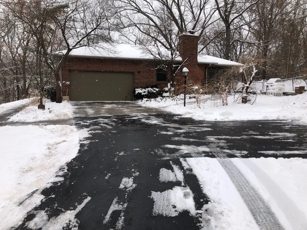 Reliable lawn mowing service in Kansas City, MO - Quality Lawn and Landscape Bros