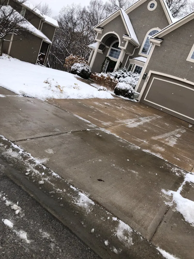 Reliable landscape design experts serving Kansas City, MO - Quality Lawn and Landscape Bros