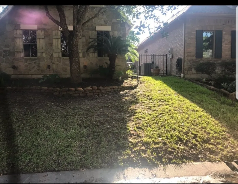 Trusted lawn care service near you in Houston, TX by Quality Lawn and Landscaping Services