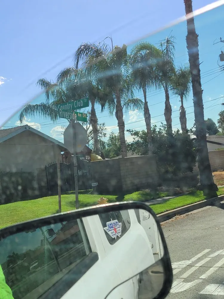 Local garden landscaping for residential properties across Muscoy, CA - Quality lawn care & Maintinance