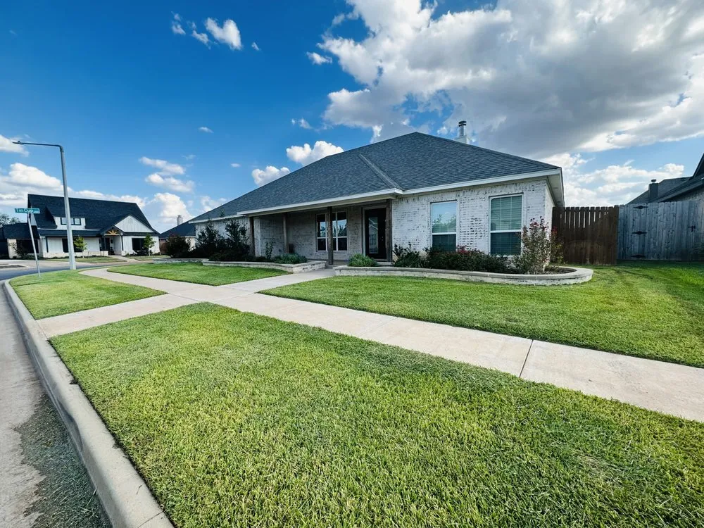 Top-rated garden landscaping for outdoor upgrades across Abilene, TX - Quality Lawn Care