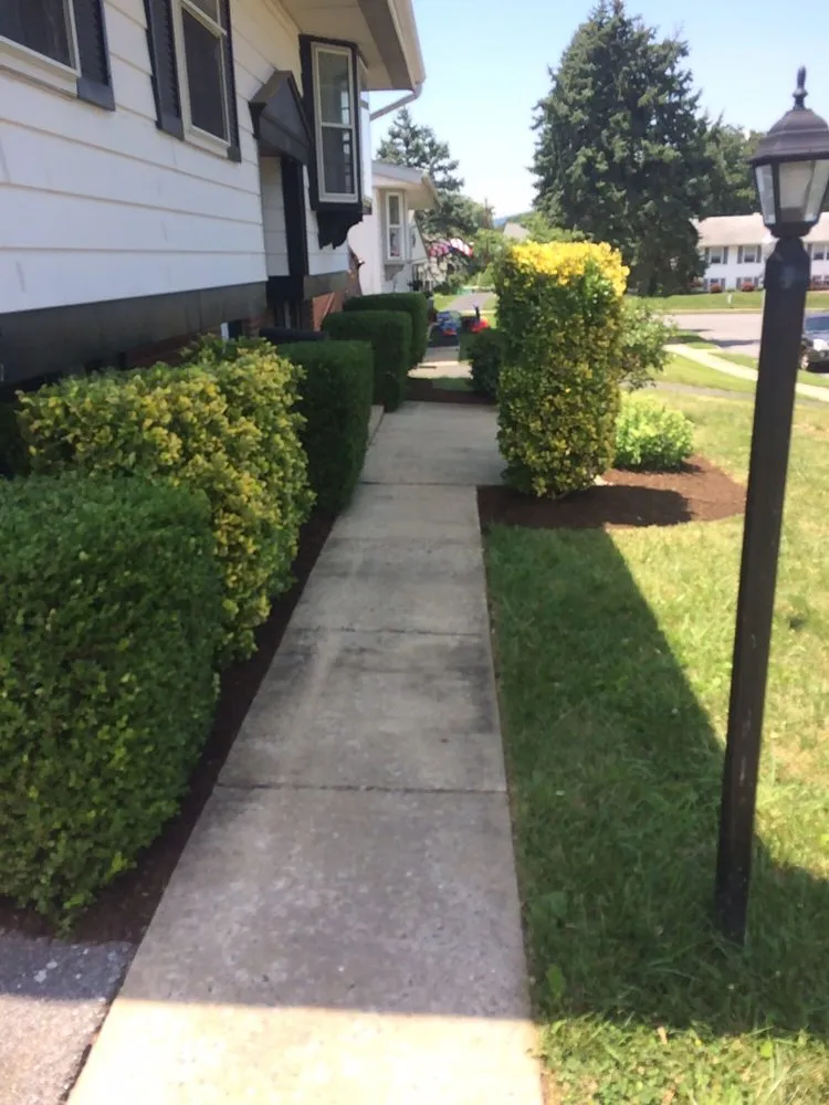 Professional landscape design experts serving Braddock Heights, MD - Quality Lawn Care