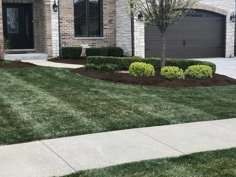 Reliable lawn care service in Hammond, IN by Quality Lawn Care