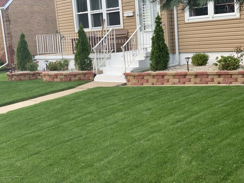 Reliable residential landscaping experts serving Hammond, IN - Quality Lawn Care