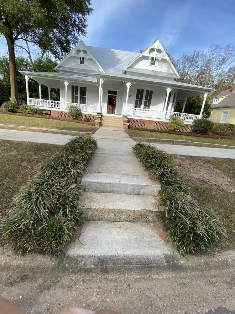 Affordable yard cleanup service experts serving Tifton, GA - Quality Lawn Care Services