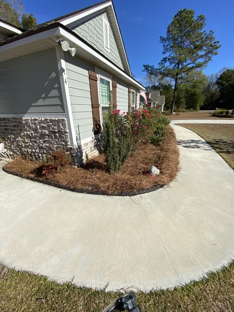 Top-rated landscape design for year-round maintenance in Tifton, GA by Quality Lawn Care Services