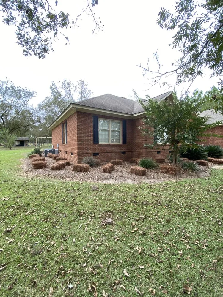 Professional landscaping services experts serving Tifton, GA - Quality Lawn Care Services
